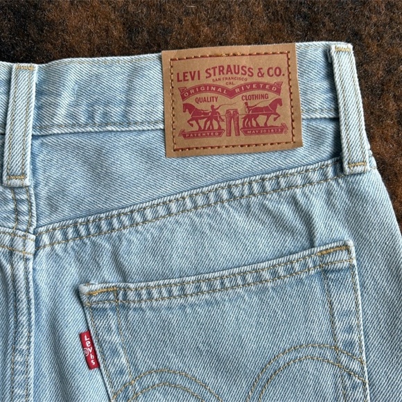 Levi’s brand new skirt only tag has been removed, size 24 stunning skirt - Picture 6 of 10